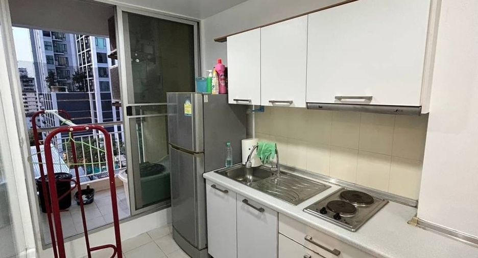 For sale 1 bed condo in Phaya Thai, Bangkok