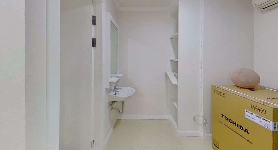 Wohnung zur Miete mit 2 Zimmer in Khlong Toei, Bangkok