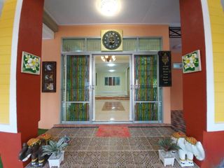 For sale 3 bedrooms townhouse in Khlong Sam Wa, Bangkok