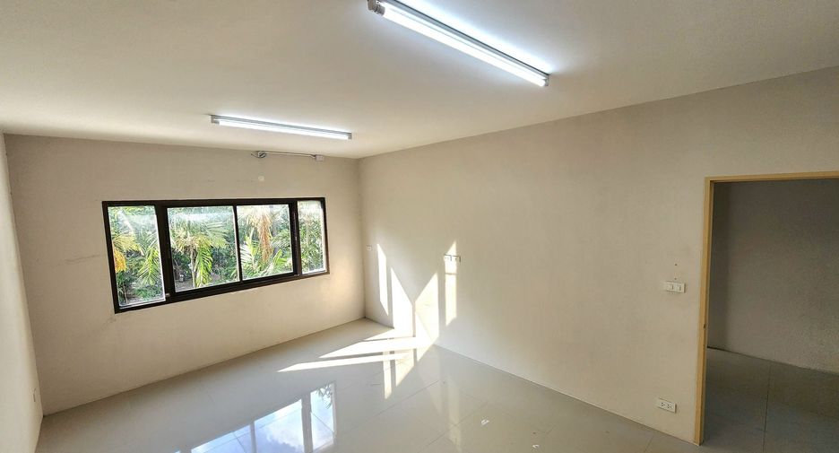 Reihenhaus zur Miete mit 4 Zimmer in Wang Thonglang, Bangkok
