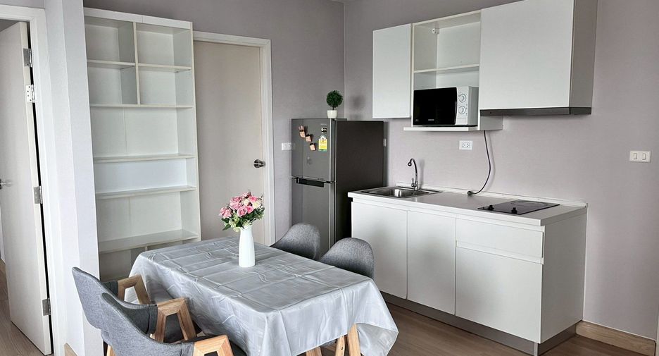 For rent 2 bedrooms condo in Thon Buri, Bangkok