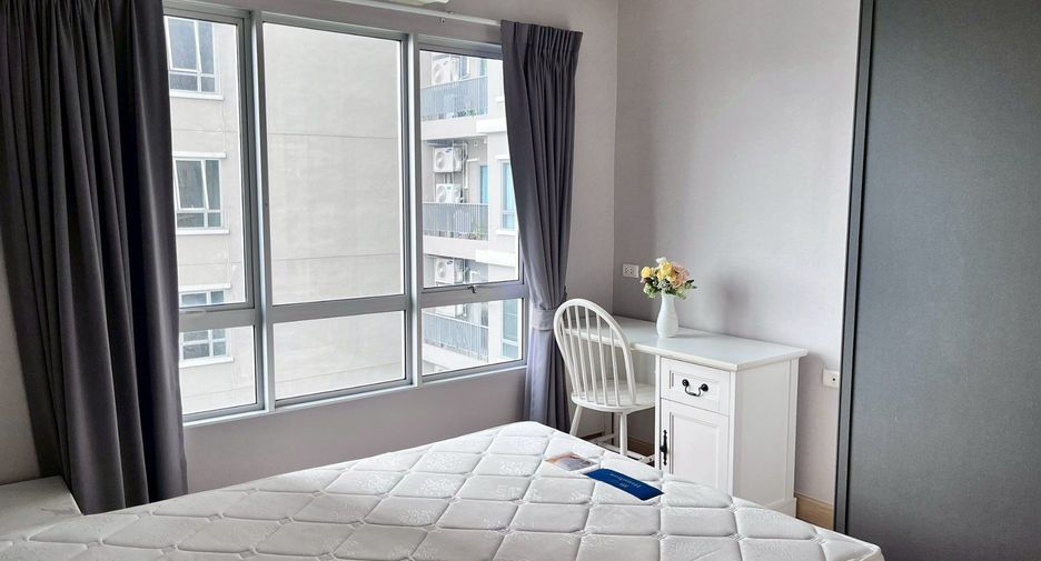 For rent 2 bedrooms condo in Thon Buri, Bangkok