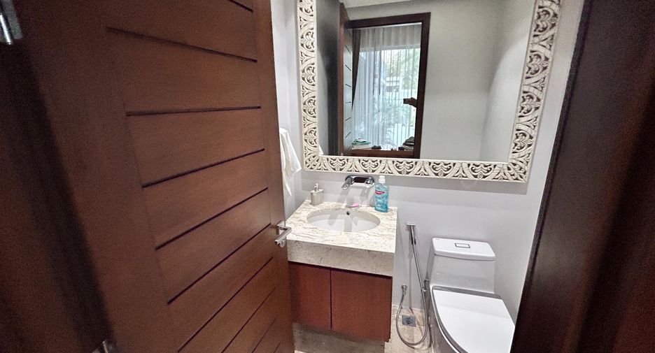 For sale 4 bedrooms villa in Thalang, Phuket