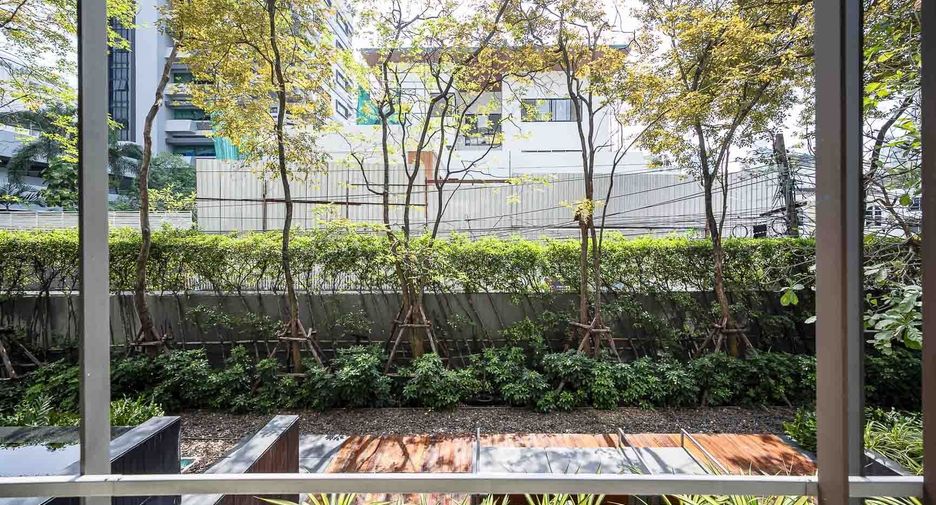 For rent and for sale 2 bedrooms condo in Watthana, Bangkok