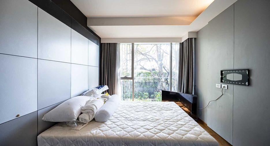 For rent and for sale 2 bedrooms condo in Watthana, Bangkok