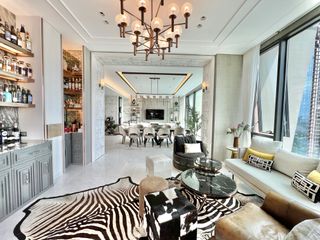 For sale 4 bedrooms condo in Pathum Wan, Bangkok