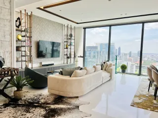 For sale 4 bedrooms condo in Pathum Wan, Bangkok