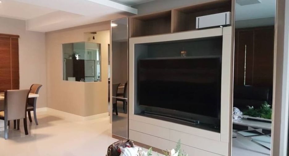 For rent 4 bedrooms house in Bang Phli, Samut Prakan