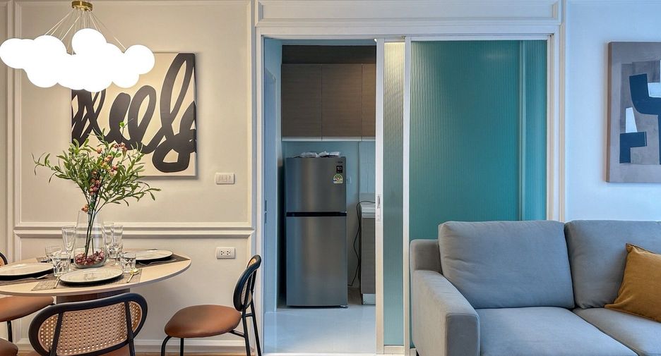 For rent 2 bedrooms condo in Phaya Thai, Bangkok