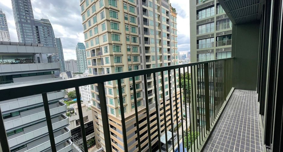À louer 2 chambres condo à Watthana, Bangkok