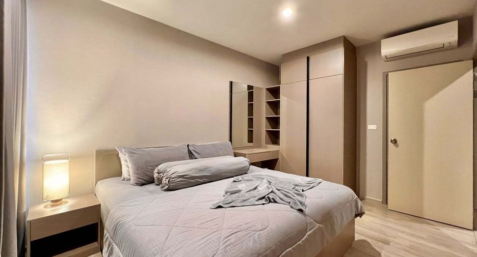For rent 2 bedrooms condo in Bang Na, Bangkok
