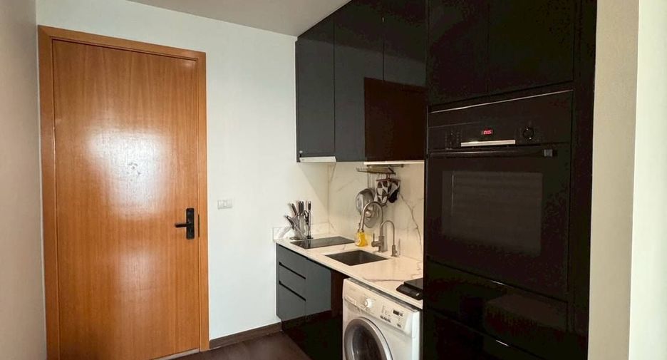 For sale 1 bed condo in Watthana, Bangkok