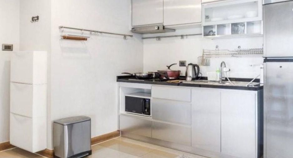 Wohnung zur Miete mit 2 Zimmer in Huai Khwang, Bangkok