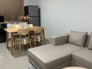 Casa adosada en alquiler de 3 habitaciones en Bang Phli, Samut Prakan