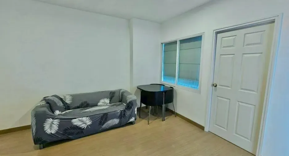 For sale 1 bed condo in Khlong Toei, Bangkok