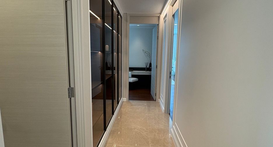 À vendre 2 chambres condo à Pathum Wan, Bangkok