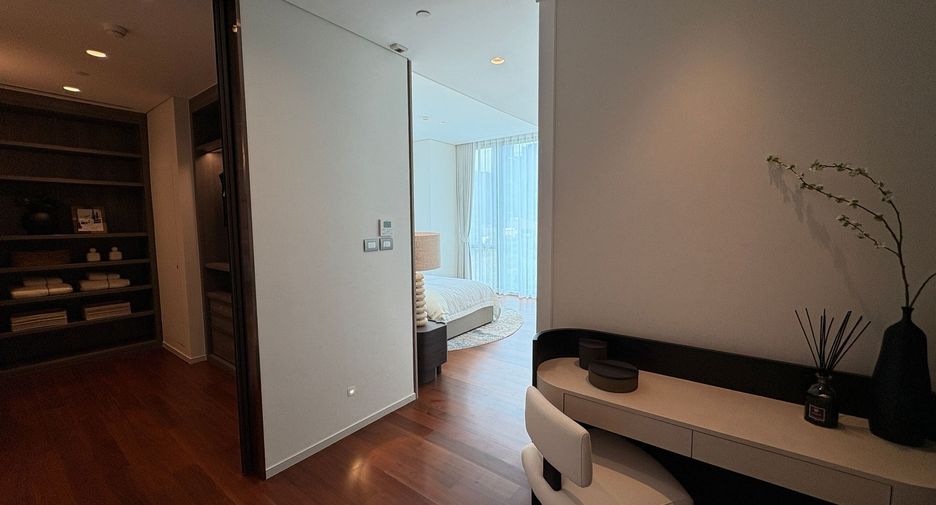 À vendre 2 chambres condo à Pathum Wan, Bangkok