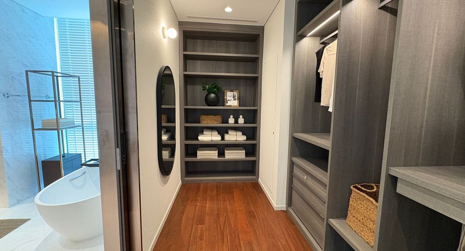 À vendre 2 chambres condo à Pathum Wan, Bangkok