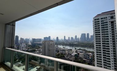 For sale 3 bedrooms condo in Khlong Toei, Bangkok