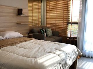 Wohnung zur Miete mit Studio in Phra Khanong, Bangkok