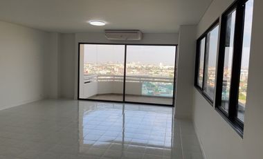 À vendre studio condo à Bang Na, Bangkok