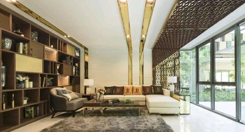 For sale 1 bed condo in Huai Khwang, Bangkok