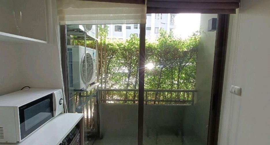For sale 1 bed condo in Huai Khwang, Bangkok