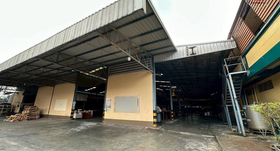 For sale 4 ベッドルーム office in Bang Phli, Samut Prakan