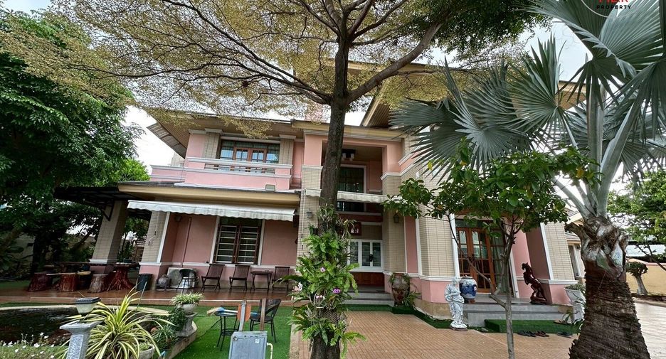 For sale 4 ベッドルーム office in Bang Phli, Samut Prakan