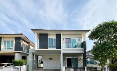 Haus zum Kauf mit 4 Zimmer in Phra Samut Chedi, Samut Prakan
