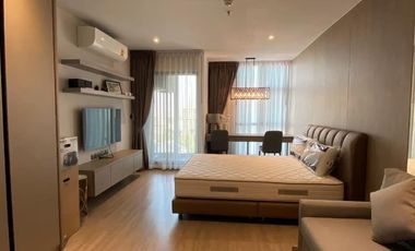 For sale そして for rent スタジオ condo in Watthana, Bangkok
