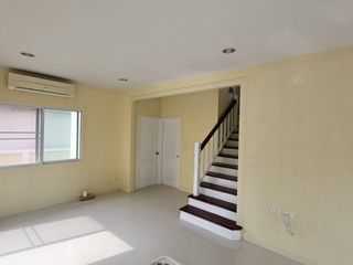 For sale 3 bedrooms house in Lat Krabang, Bangkok