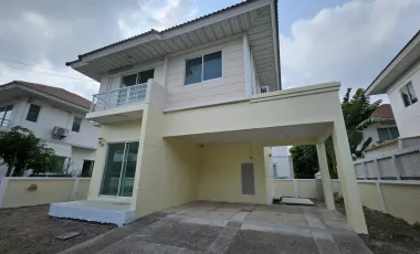 For sale 3 ベッドルーム house in Lat Krabang, Bangkok