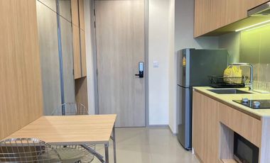 For rent 1 bed condo in Phaya Thai, Bangkok