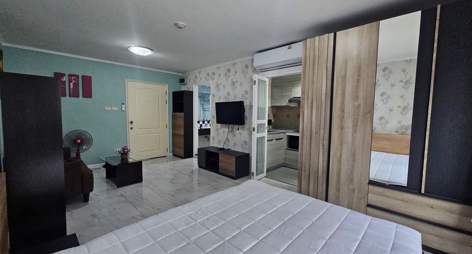 For rent 1 bed condo in Yan Nawa, Bangkok