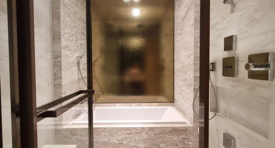 Wohnung zur Miete mit 1 Zimmer in Pathum Wan, Bangkok