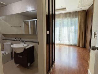 For sale 3 bedrooms townhouse in Lat Krabang, Bangkok
