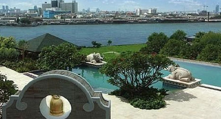 For rent 2 ベッドルーム condo in Sathon, Bangkok