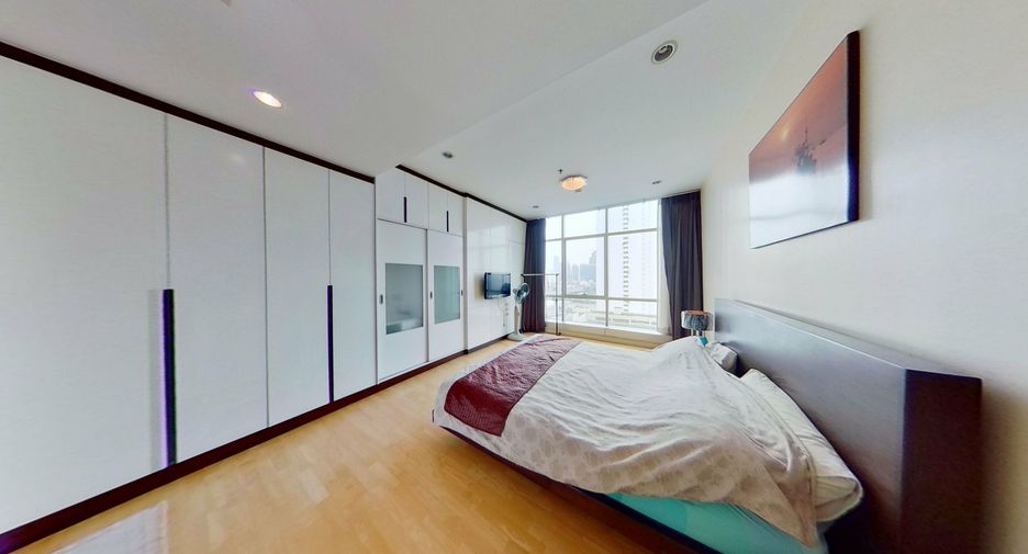 For rent 2 ベッドルーム condo in Sathon, Bangkok