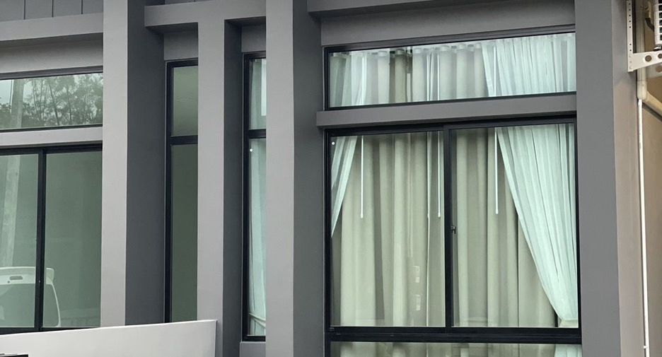 For rent 2 bedrooms townhouse in Thalang, Phuket