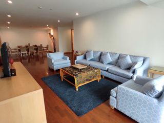 For rent 3 bedrooms apartment in Khlong Toei, Bangkok