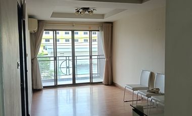 Wohnung zum Kauf mit 1 Zimmer in Huai Khwang, Bangkok