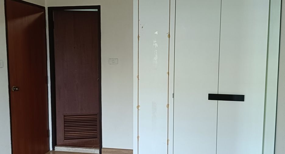 Wohnung zum Kauf mit 1 Zimmer in Huai Khwang, Bangkok