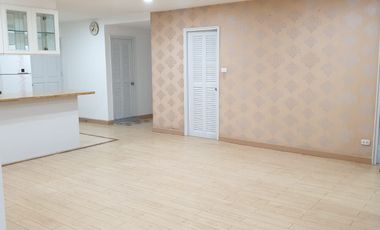 Продажа 2 спальни кондо в Щаттхана, Бангкок
