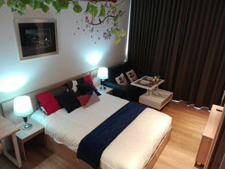 For rent studio condo in Khlong Toei, Bangkok