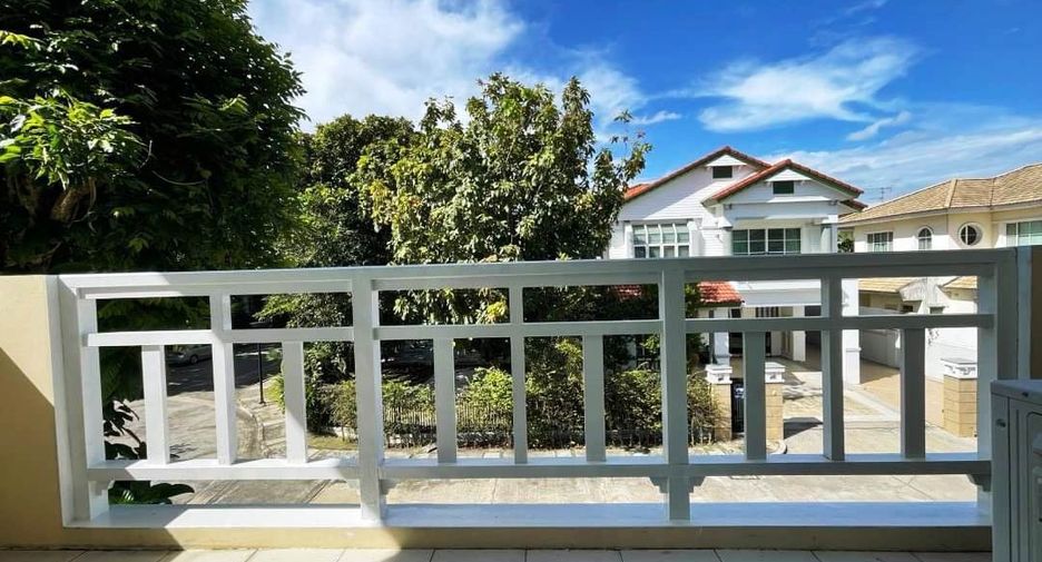 For sale 3 bedrooms house in Prawet, Bangkok