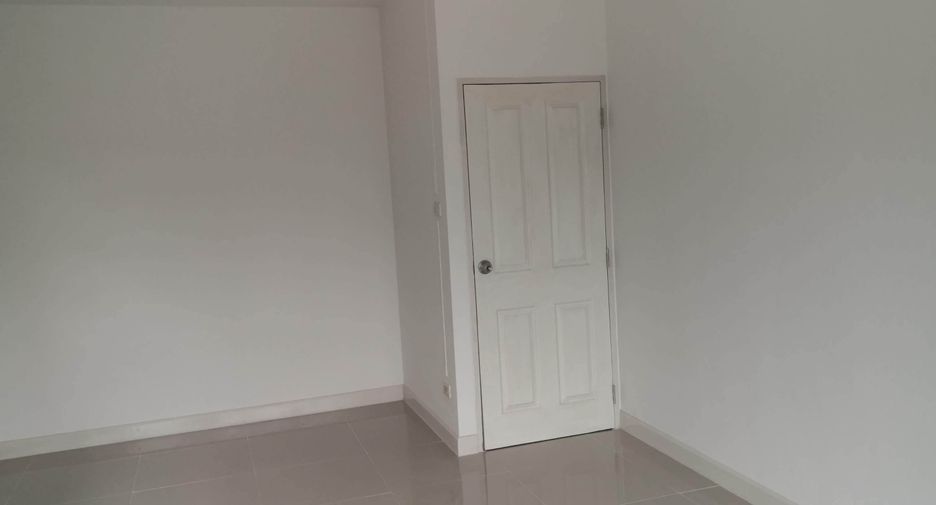 For sale そして for rent 4 ベッドルーム house in Min Buri, Bangkok