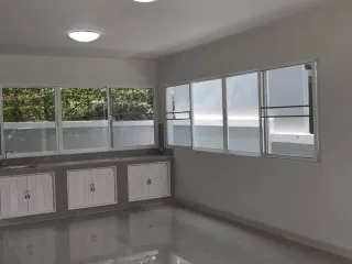 Casa en venta y en alquiler de 4 habitaciones en Min Buri, Bangkok