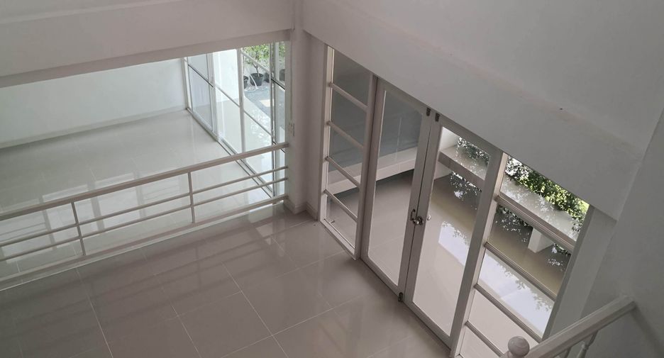 For sale そして for rent 4 ベッドルーム house in Min Buri, Bangkok