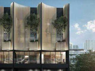 For sale 3 ベッドルーム townhouse in Khlong Toei, Bangkok